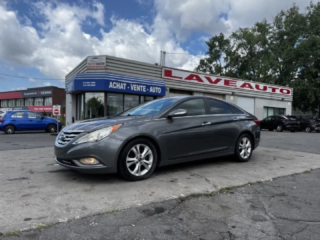 Hyundai Sonata Limited**Un Proprietaire**CUIR**TOIT OUVRANT**SIEGES CHAUFFNATS**MAGS** 2011