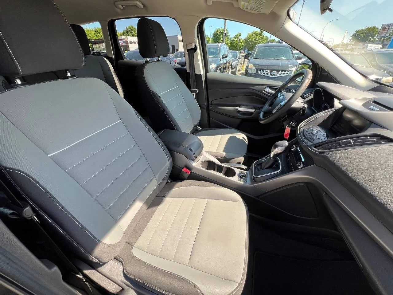 2014 Ford Escape SE**SAAQ CERTIFIEE**AWD***CamÉra de Recul**Navigation**SIEGES CHAUFFANTS**MAGS** Main Image