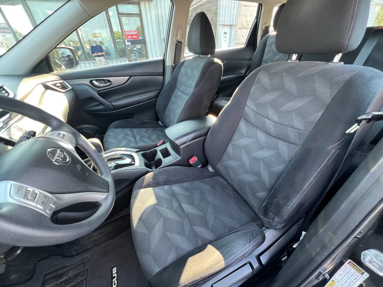 2015 Nissan Rogue S**AWD**CAMERA DE RECUL** Image principale