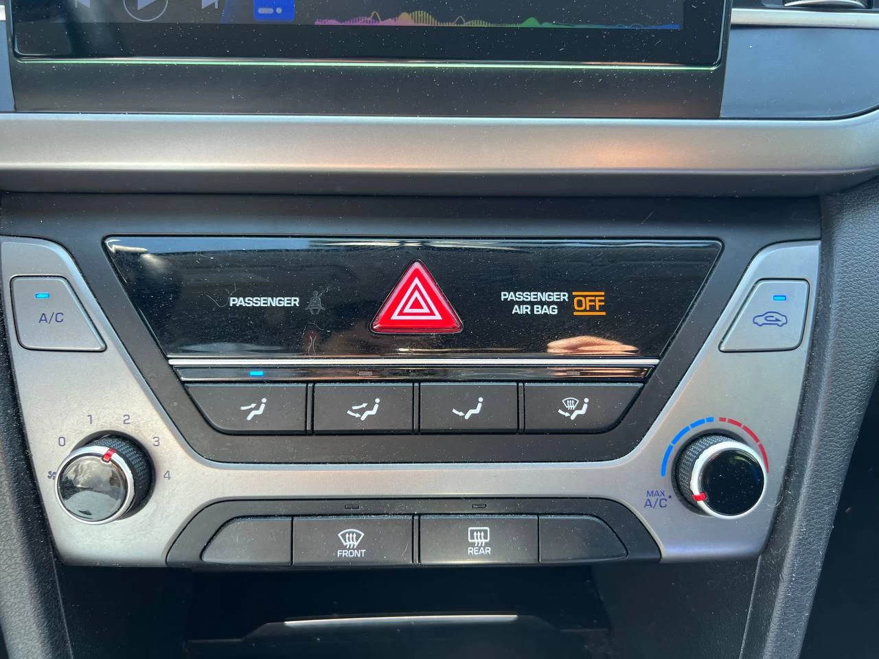 2017 Hyundai Elantra GL**SIEGES CHAUFFANTS**VOLANT CHAUFFANTS**MAGS**CAMERA DE RECULE**ANGLE MORT** Main Image