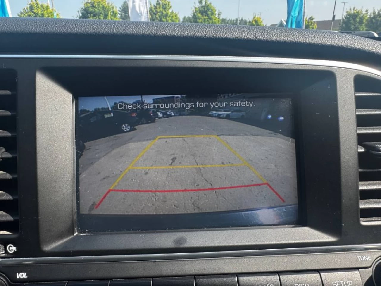 2017 Hyundai Elantra GL**SAAQ CERTIFIEE**CAR PLAY**SIEGES CHAUFFANTS**VOLANT CHAUFFANTS**MAGS**CAMERA DE RECULE**ANGLE MORT** Main Image