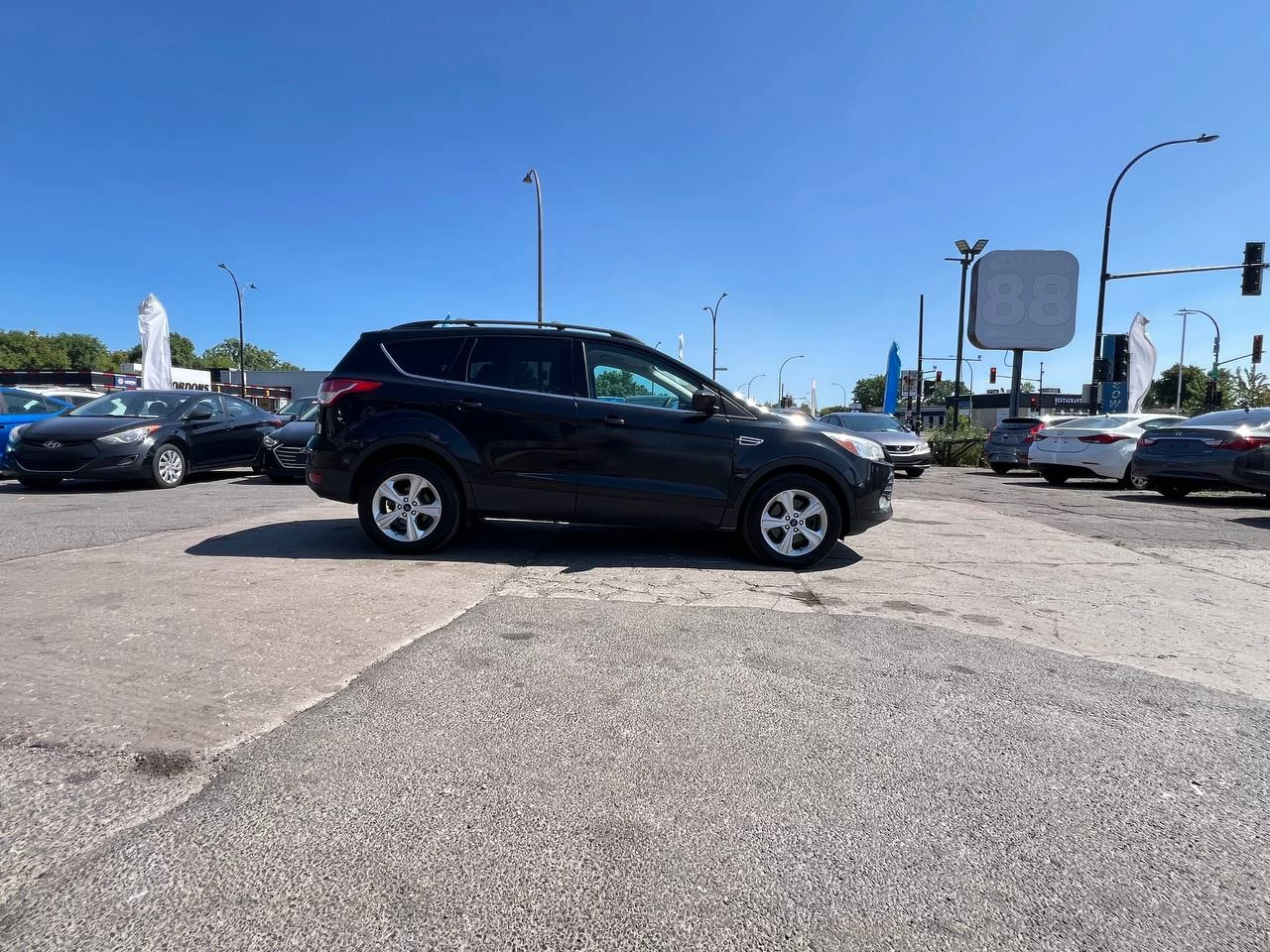 2014 Ford Escape SE**SAAQ CERTIFIEE**AWD***CamÉra de Recul**Navigation**SIEGES CHAUFFANTS**MAGS** Main Image