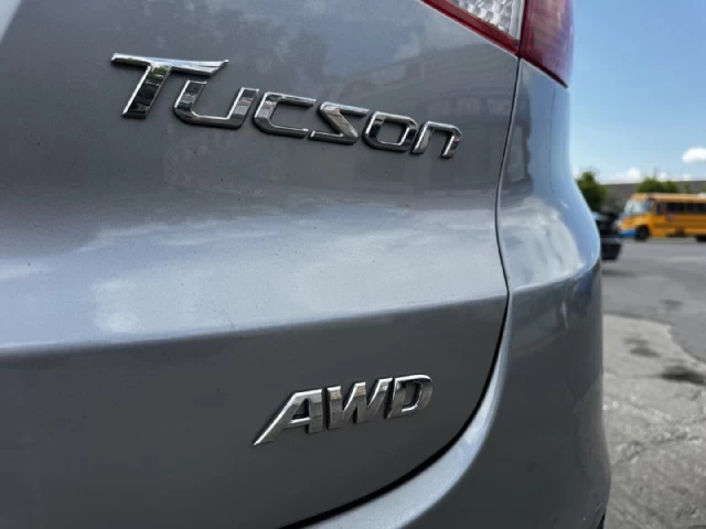 Hyundai Tucson GLS**SAAQ CERTIFIEE**AWD**CUIR**SIEGES CHAUFFNATS**MAGS** 2013