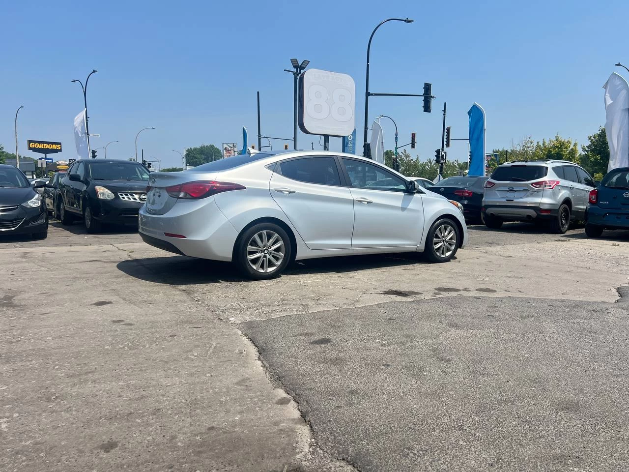 2014 Hyundai Elantra GLS**SAAQ CERTIFIEE**Toit Ouvrant**CAMERA DE RECULE**SIEGES CHAUFFANTS**MAGS**Bas Kilometrage**Un PropriÉtaire** Main Image