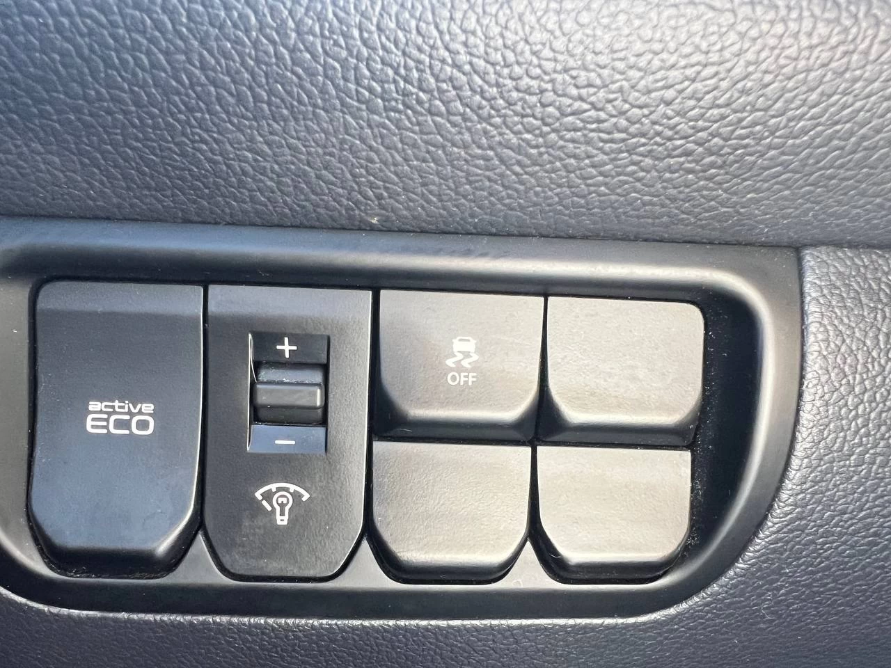 2013 Kia Rio EX**Jamais Accidente**TOIT OUVRANT**CAMERA DE RECULE**SIEGES CHAUFFANTS**MAGS** Image principale
