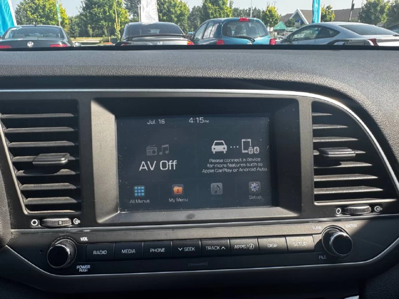 2017 Hyundai Elantra GL**SAAQ CERTIFIEE**CAR PLAY**SIEGES CHAUFFANTS**VOLANT CHAUFFANTS**MAGS**CAMERA DE RECULE**ANGLE MORT** Main Image