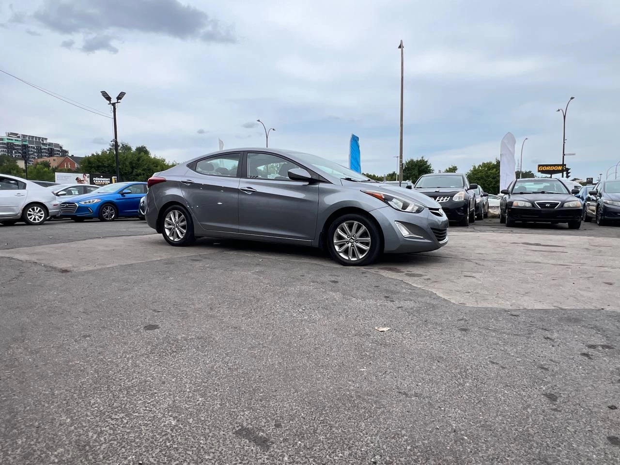 2016 Hyundai Elantra Sport Appearance**SAAQ CERTIFIEE**Toit Ouvrant**CAMERA DE RECULE**SIEGES CHAUFFANTS**MAGS** Main Image