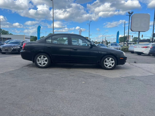 Hyundai Elantra VE**Climatiseur**Régulateur de vitesse**Bas Kilometrage** 2004