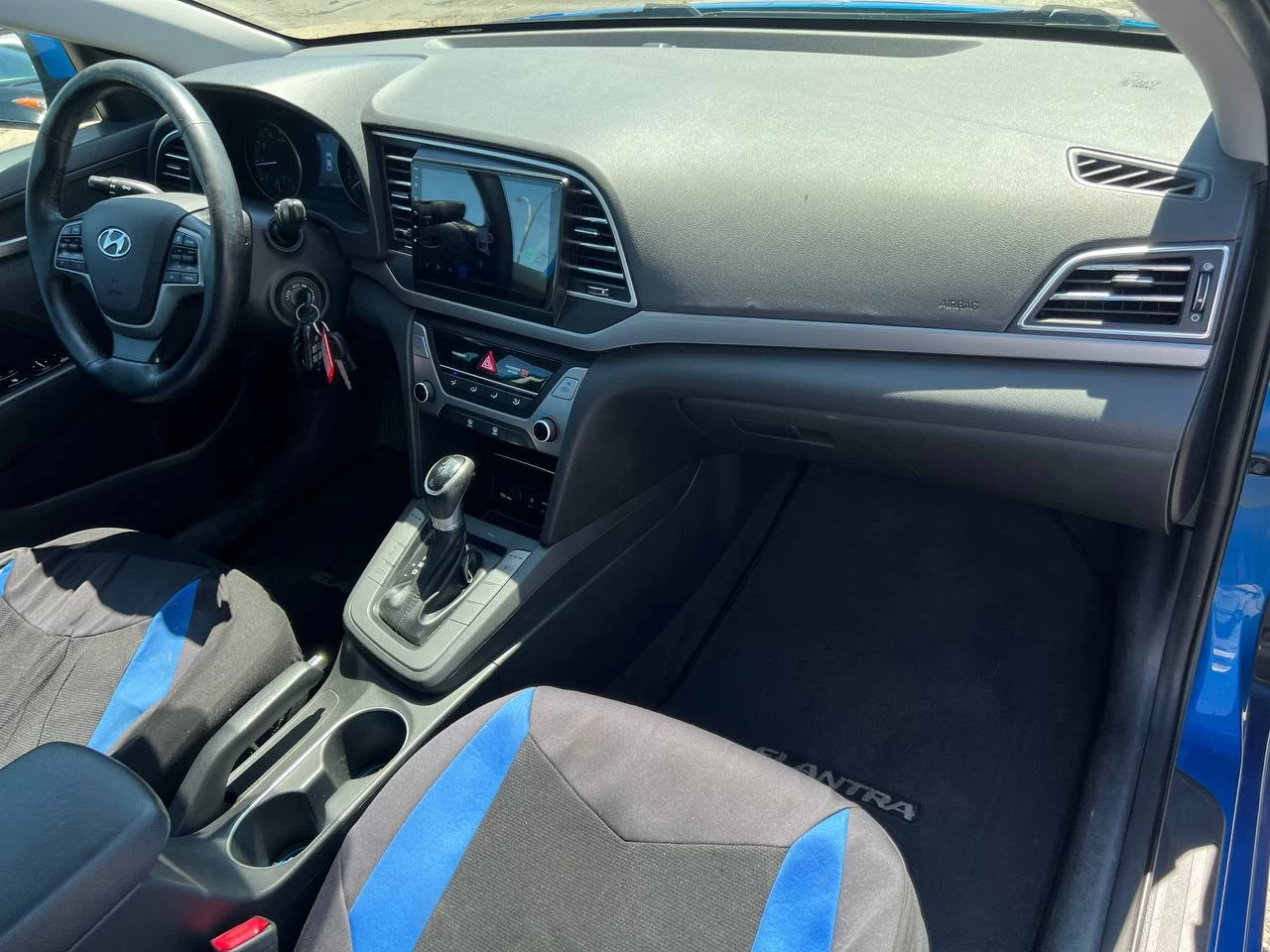 2017 Hyundai Elantra GL**SIEGES CHAUFFANTS**VOLANT CHAUFFANTS**MAGS**CAMERA DE RECULE**ANGLE MORT** Main Image
