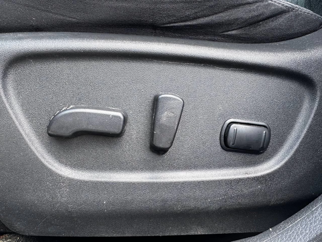 2016 Nissan Rogue SV**AWD**CAMERA DE RECULE**SIEGES CHAUFFNATS**MAGS**SIEGES ELECTRIC** Main Image