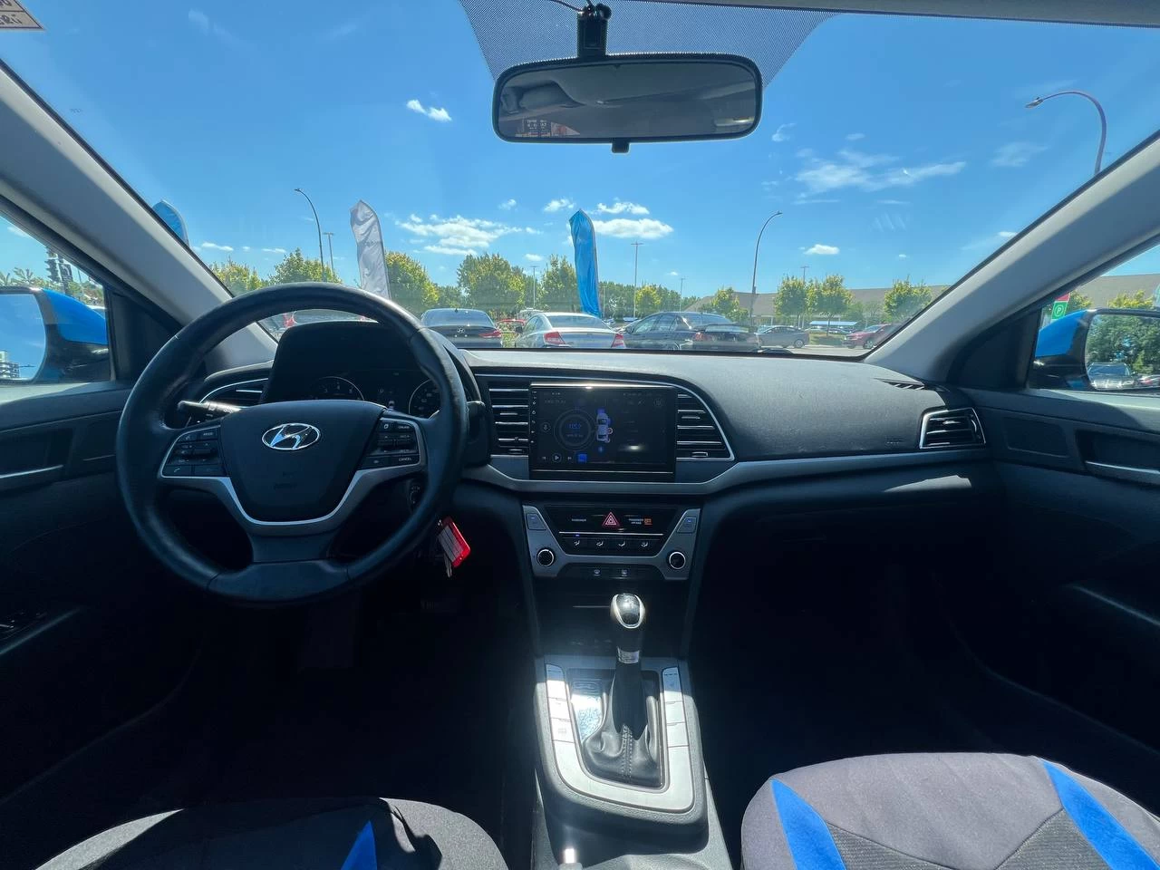 2017 Hyundai Elantra GL**SIEGES CHAUFFANTS**VOLANT CHAUFFANTS**MAGS**CAMERA DE RECULE**ANGLE MORT** Main Image