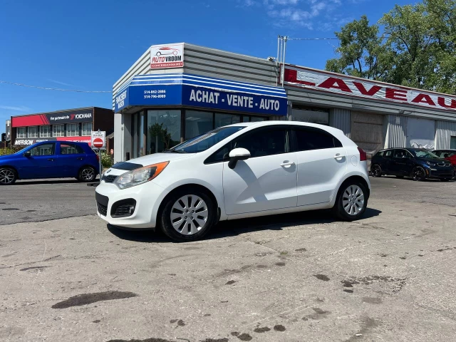 Kia Rio EX**Jamais Accidente**TOIT OUVRANT**CAMERA DE RECULE**SIEGES CHAUFFANTS**MAGS** 2013