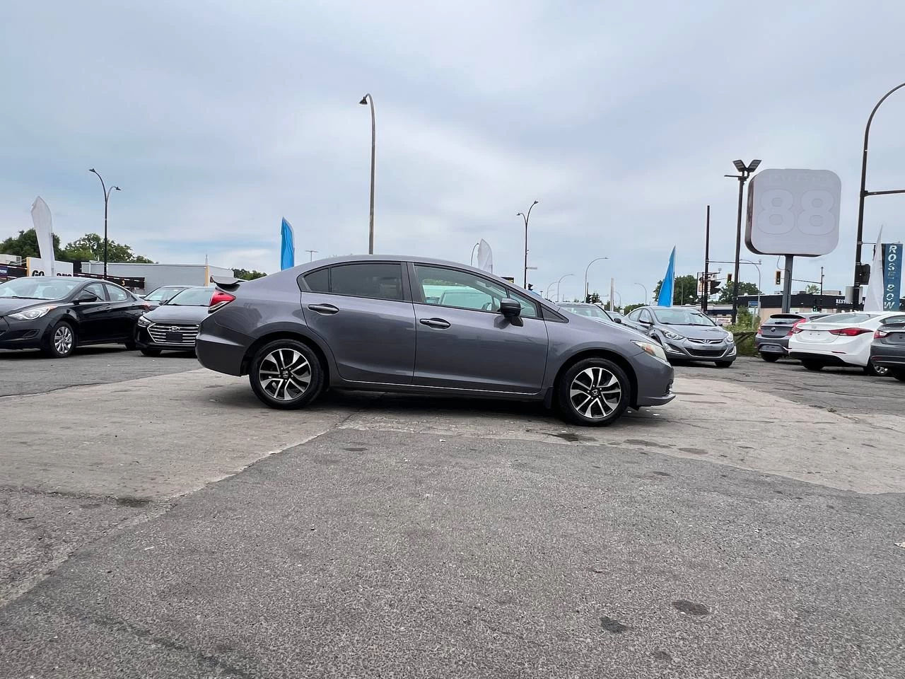 2014 Honda Civic EX**TOIT OUVRANT**CAMERA DE RECULE**SIEGES CHAUFFANTS**Mags** Main Image