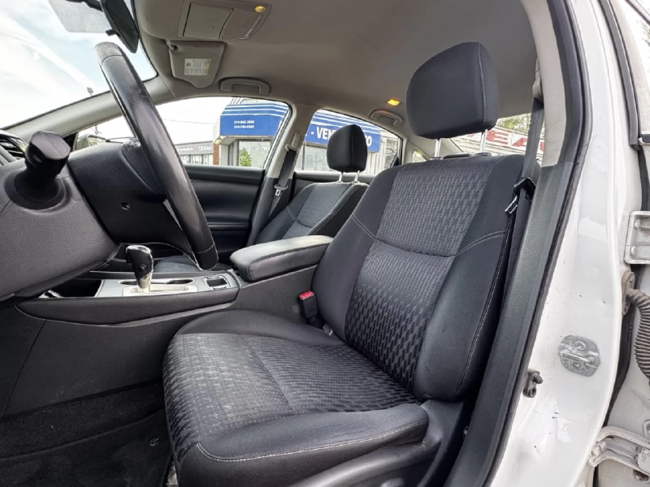 2016 Nissan Altima 2.5**CAMERA DE RECULE**ALERTE ANGLE MORT**SIEGES CHAUFFANTS**MAGS**PUSH TO START** Main Image