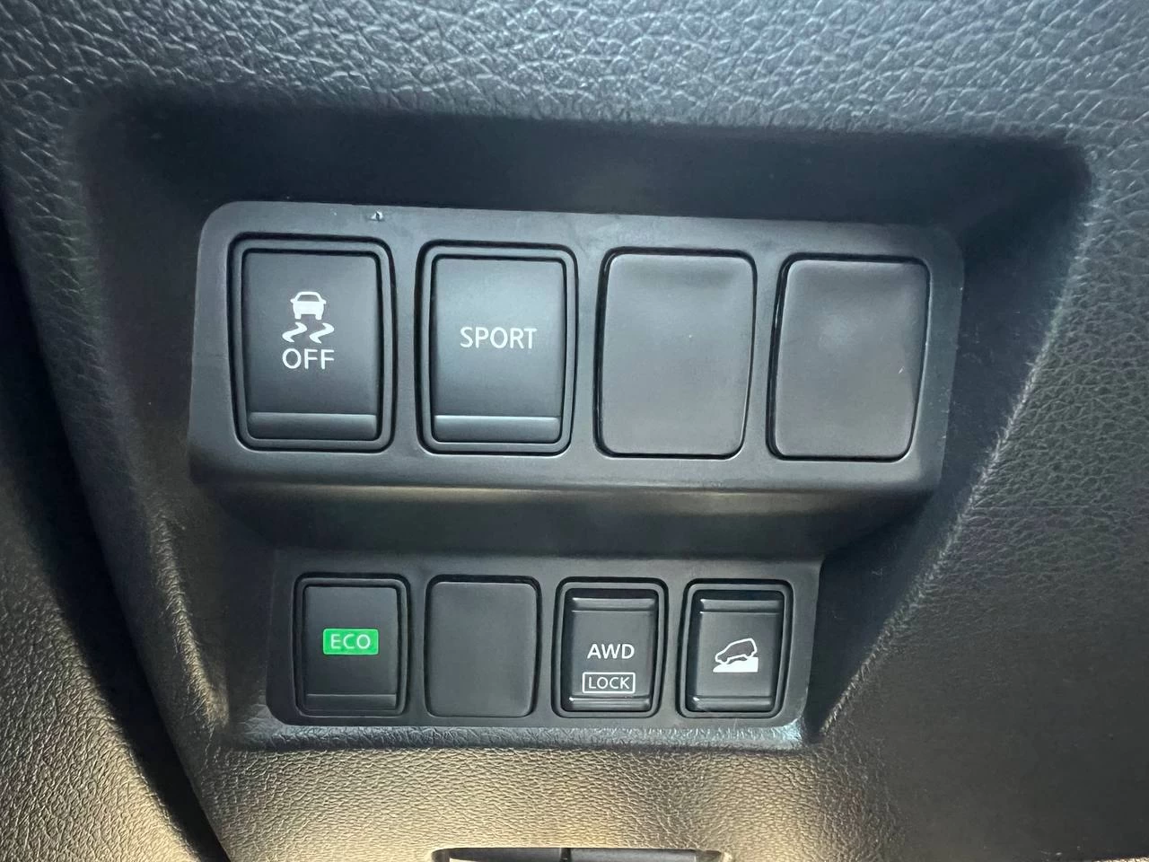 2015 Nissan Rogue S**AWD**CAMERA DE RECUL** Image principale