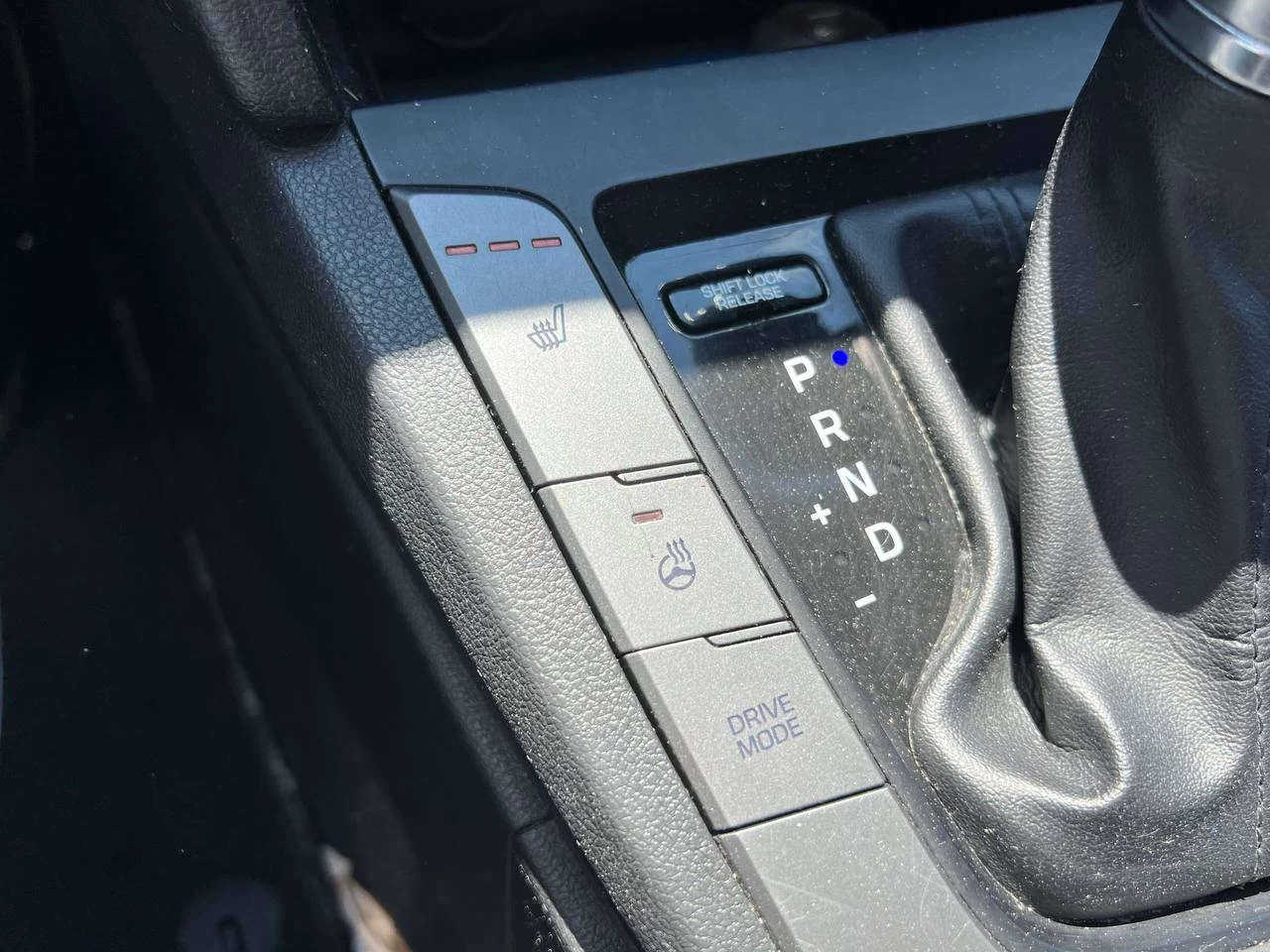 2017 Hyundai Elantra GL**SIEGES CHAUFFANTS**VOLANT CHAUFFANTS**MAGS**CAMERA DE RECULE**ANGLE MORT** Main Image