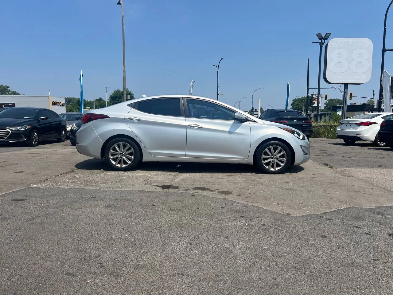 2014 Hyundai Elantra GLS**SAAQ CERTIFIEE**Toit Ouvrant**CAMERA DE RECULE**SIEGES CHAUFFANTS**MAGS**Bas Kilometrage**Un PropriÉtaire** Main Image