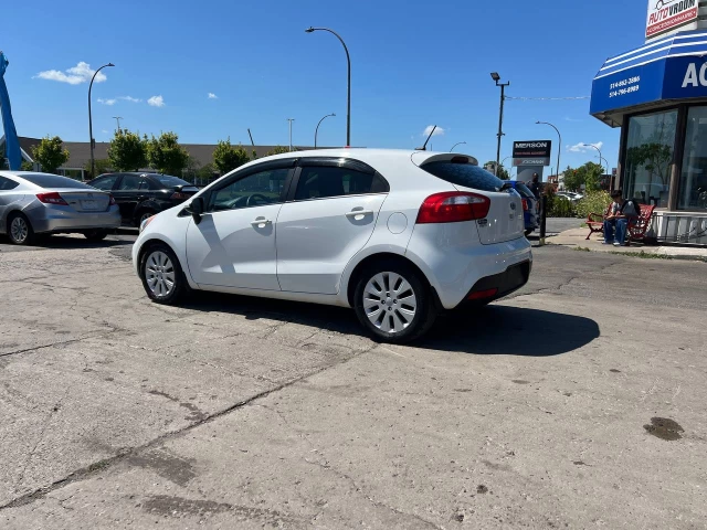 Kia Rio EX**Jamais Accidente**TOIT OUVRANT**CAMERA DE RECULE**SIEGES CHAUFFANTS**MAGS** 2013