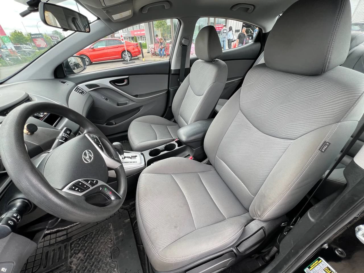2012 Hyundai Elantra GL**SIEGES CHAUFFANTS**MODE ECO**BAS KILOMETRAGE** Main Image