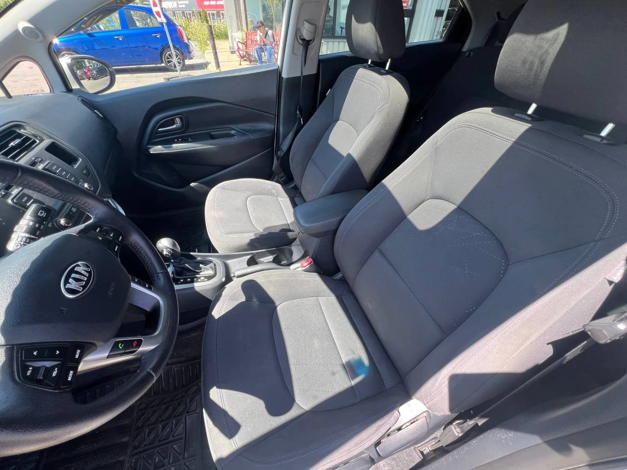 2013 Kia Rio EX**Jamais Accidente**TOIT OUVRANT**CAMERA DE RECULE**SIEGES CHAUFFANTS**MAGS** Image principale