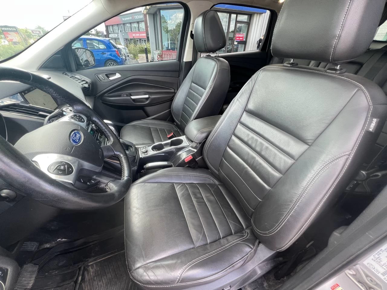 2016 Ford Escape Titanium**SAAQ CERTIFIEE**AWD**Toit Ouvrant Panaromique**ANGLE MORT**CamÉra de Recul**SIEGES EN CUIR**Navigation**SIEGES CHAUFFANTS**dÉmarrage À distance**MAGS** Main Image