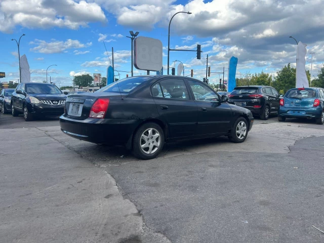 Hyundai Elantra VE**Climatiseur**Régulateur de vitesse**Bas Kilometrage** 2004