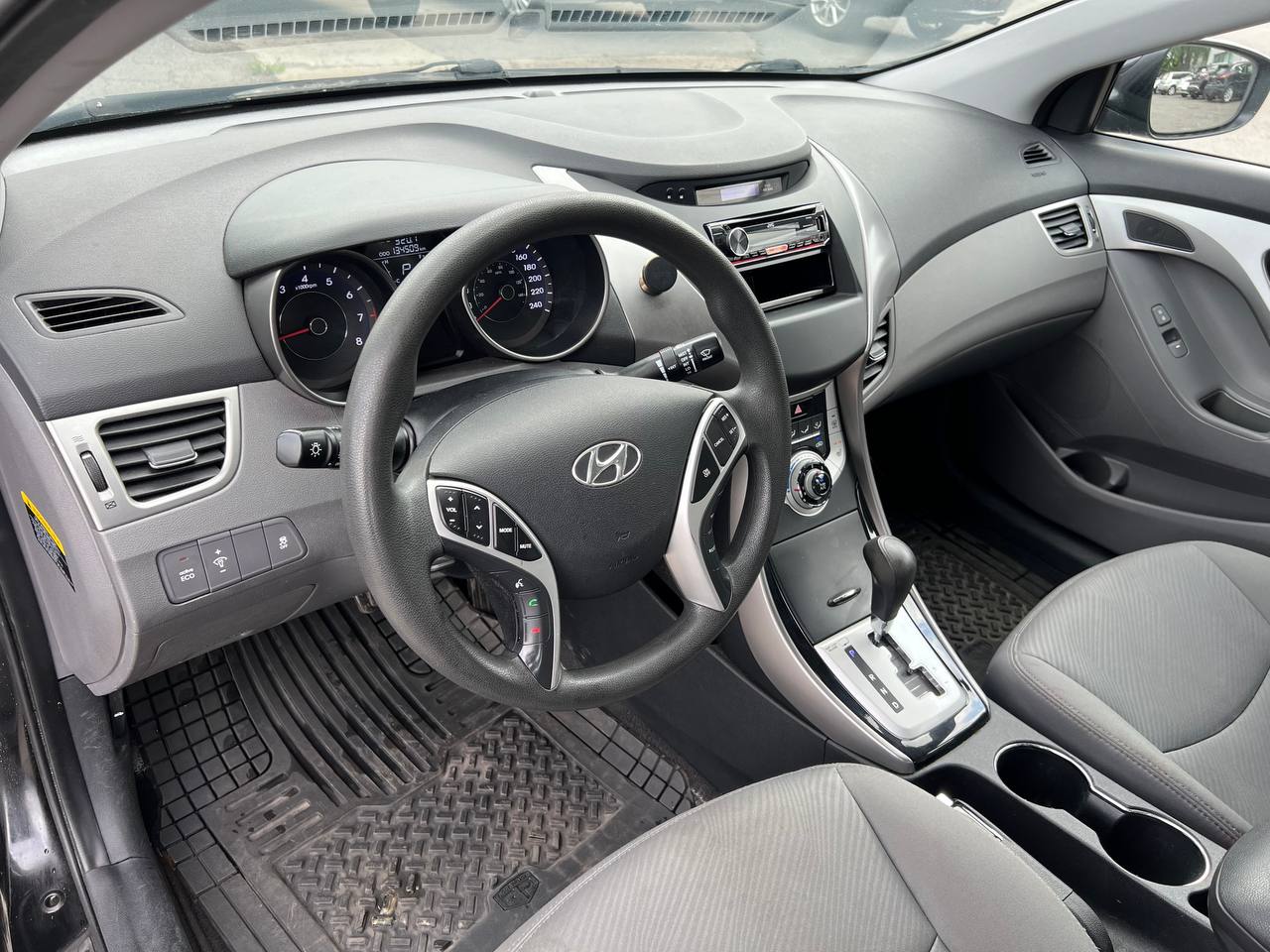 2012 Hyundai Elantra GL**SIEGES CHAUFFANTS**MODE ECO**BAS KILOMETRAGE** Main Image