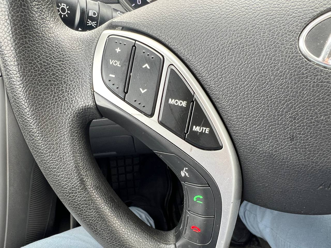 2012 Hyundai Elantra GL**SIEGES CHAUFFANTS**MODE ECO**BAS KILOMETRAGE** Main Image