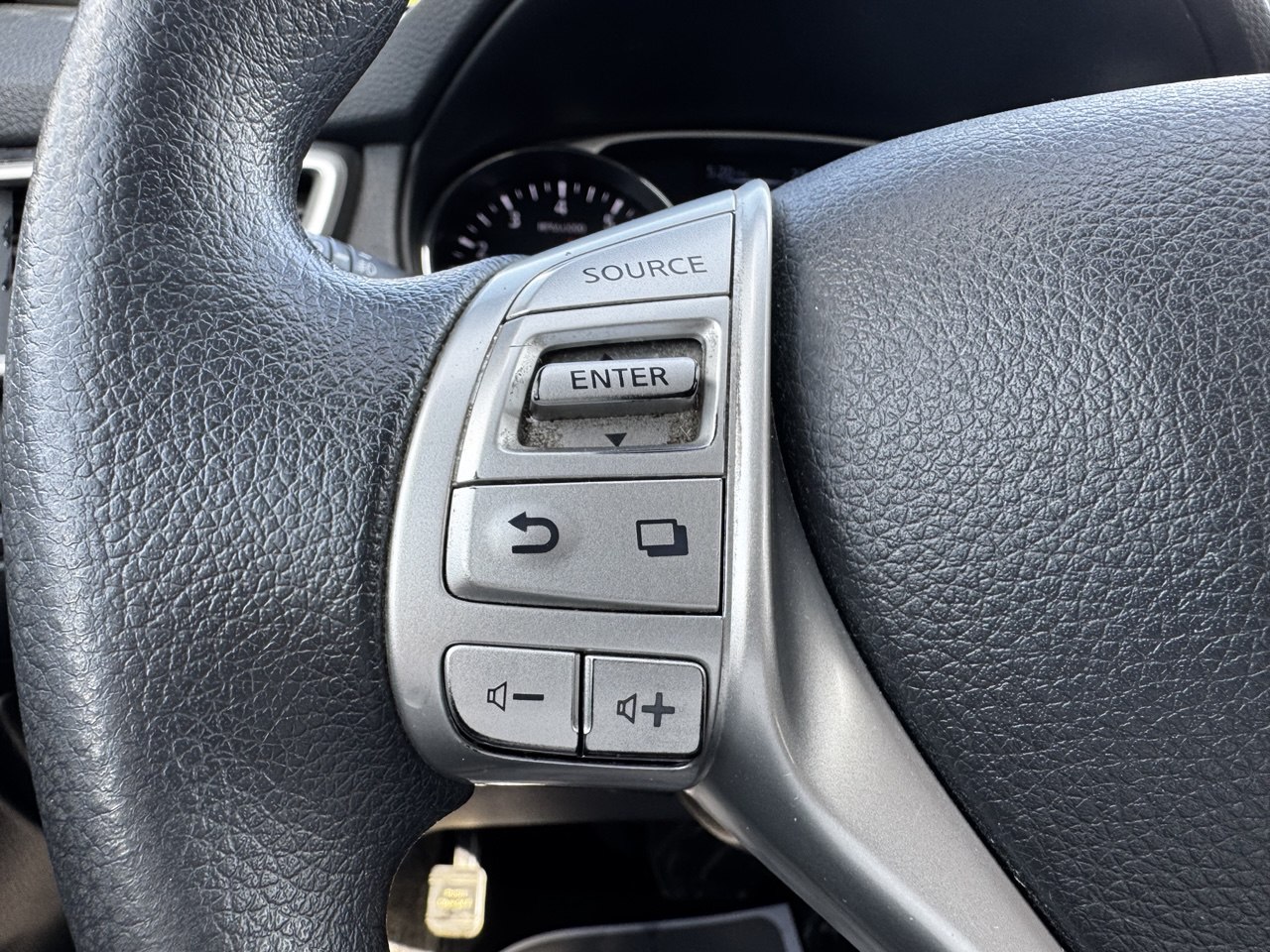 2016 Nissan Rogue SV**AWD**CAMERA DE RECULE**SIEGES CHAUFFNATS**MAGS**SIEGES ELECTRIC** Main Image