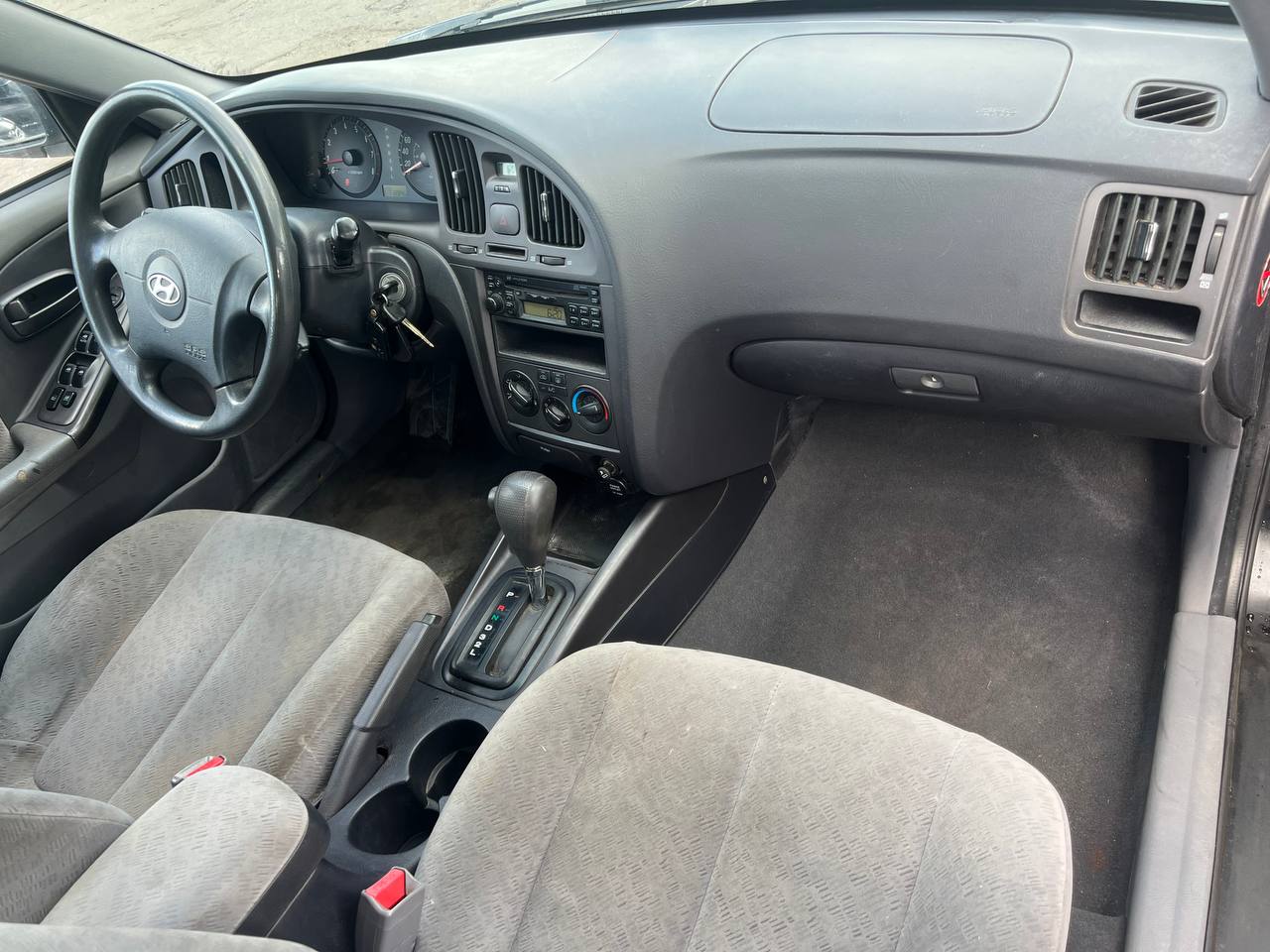 2004 Hyundai Elantra VE**Climatiseur**RÉgulateur de vitesse**Bas Kilometrage** Main Image