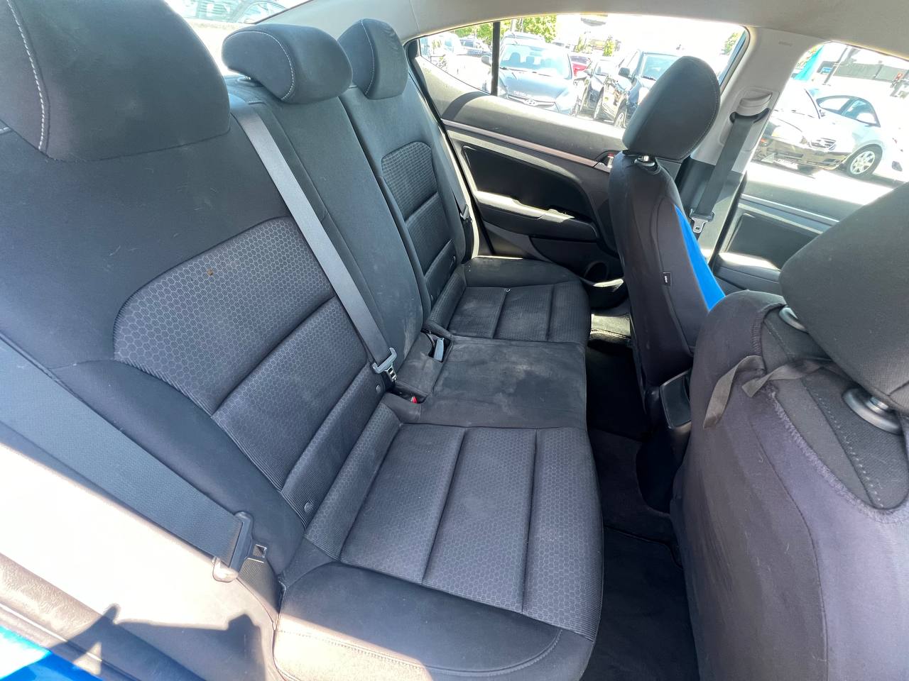 2017 Hyundai Elantra GL**SIEGES CHAUFFANTS**VOLANT CHAUFFANTS**MAGS**CAMERA DE RECULE**ANGLE MORT** Main Image