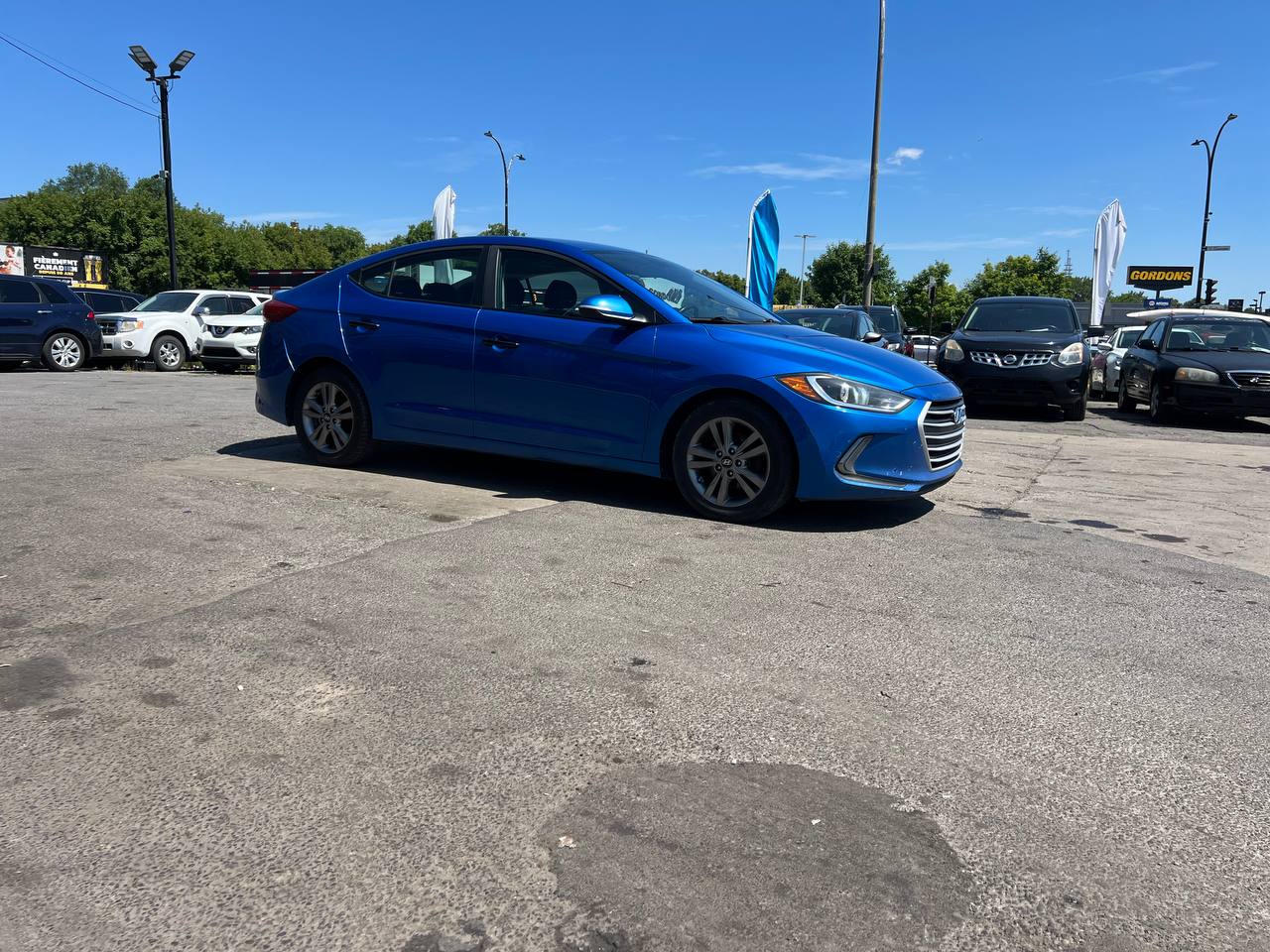 2017 Hyundai Elantra GL**SIEGES CHAUFFANTS**VOLANT CHAUFFANTS**MAGS**CAMERA DE RECULE**ANGLE MORT** Main Image