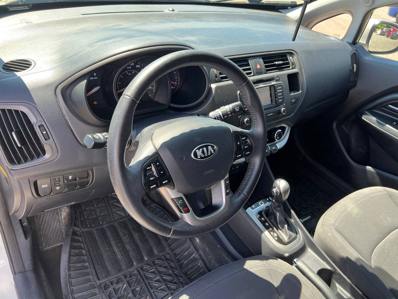 2013 Kia Rio EX**Jamais Accidente**TOIT OUVRANT**CAMERA DE RECULE**SIEGES CHAUFFANTS**MAGS** Image principale