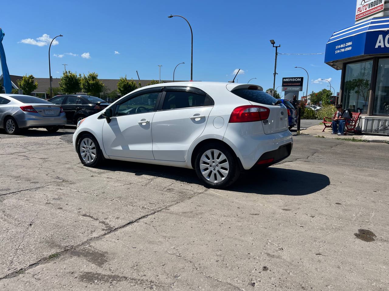 2013 Kia Rio EX**Jamais Accidente**TOIT OUVRANT**CAMERA DE RECULE**SIEGES CHAUFFANTS**MAGS** Image principale