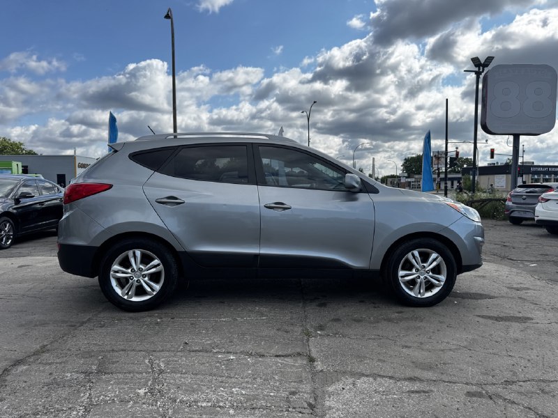 2013 Hyundai Tucson GLS**SAAQ CERTIFIEE**AWD**CUIR**SIEGES CHAUFFNATS**MAGS** Main Image