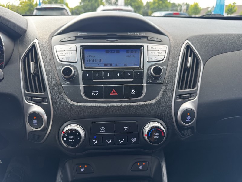 2013 Hyundai Tucson GLS**SAAQ CERTIFIEE**AWD**CUIR**SIEGES CHAUFFNATS**MAGS** Main Image