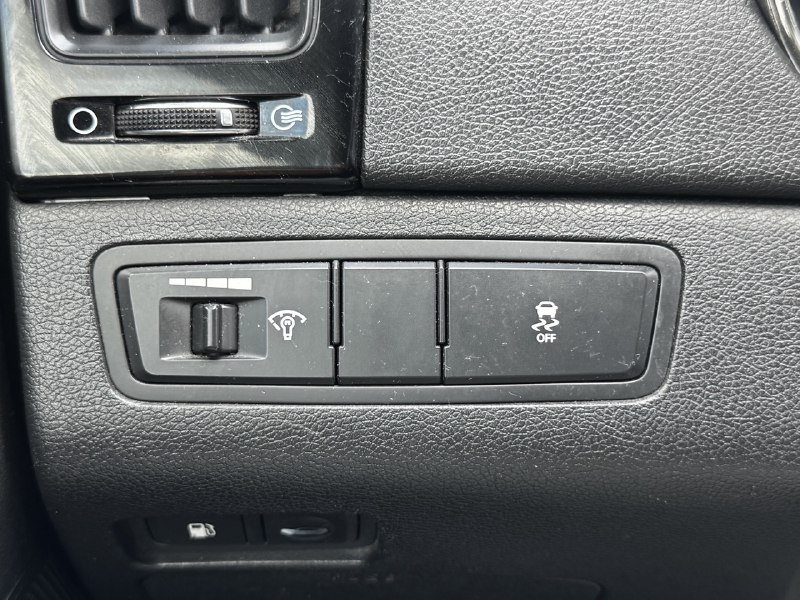 2011 Hyundai Sonata Limited**Un Proprietaire**CUIR**TOIT OUVRANT**SIEGES CHAUFFNATS**MAGS** Main Image
