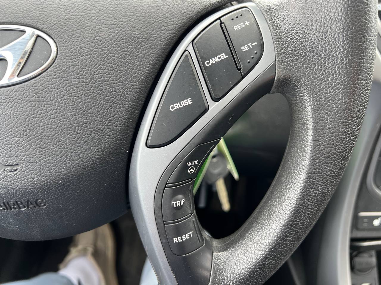 2016 Hyundai Elantra Sport Appearance**SAAQ CERTIFIEE**Toit Ouvrant**CAMERA DE RECULE**SIEGES CHAUFFANTS**MAGS** Main Image