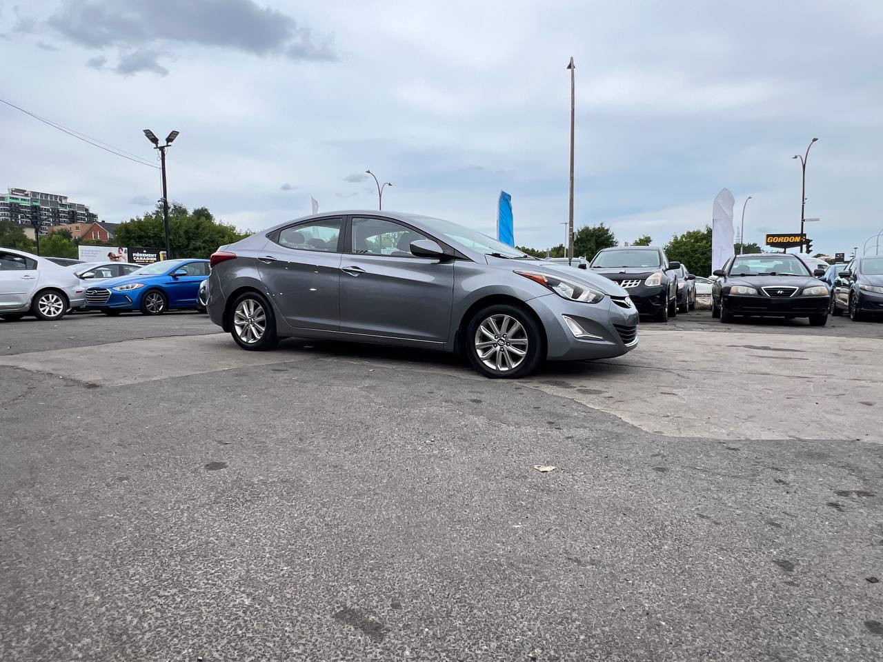 2016 Hyundai Elantra Sport Appearance**SAAQ CERTIFIEE**Toit Ouvrant**CAMERA DE RECULE**SIEGES CHAUFFANTS**MAGS** Main Image