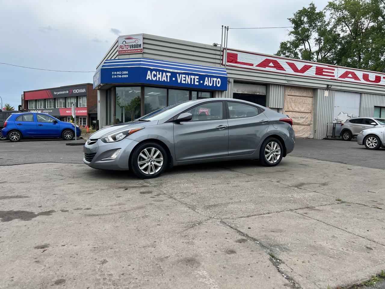 2016 Hyundai Elantra Sport Appearance**SAAQ CERTIFIEE**Toit Ouvrant**CAMERA DE RECULE**SIEGES CHAUFFANTS**MAGS** Main Image
