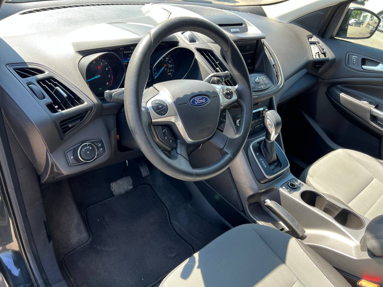 2014 Ford Escape SE**SAAQ CERTIFIEE**AWD***CamÉra de Recul**Navigation**SIEGES CHAUFFANTS**MAGS** Main Image