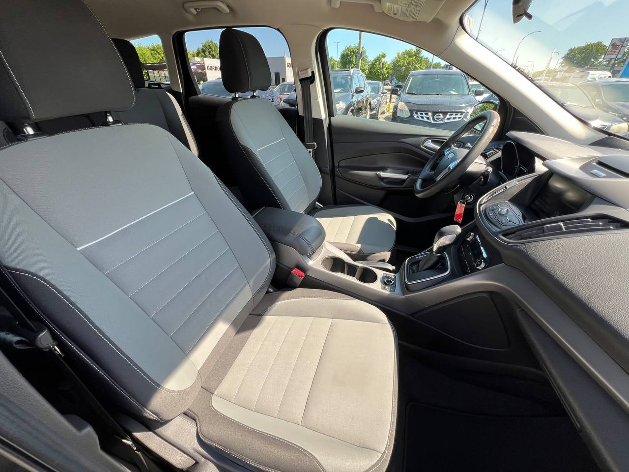 2014 Ford Escape SE**SAAQ CERTIFIEE**AWD***CamÉra de Recul**Navigation**SIEGES CHAUFFANTS**MAGS** Main Image