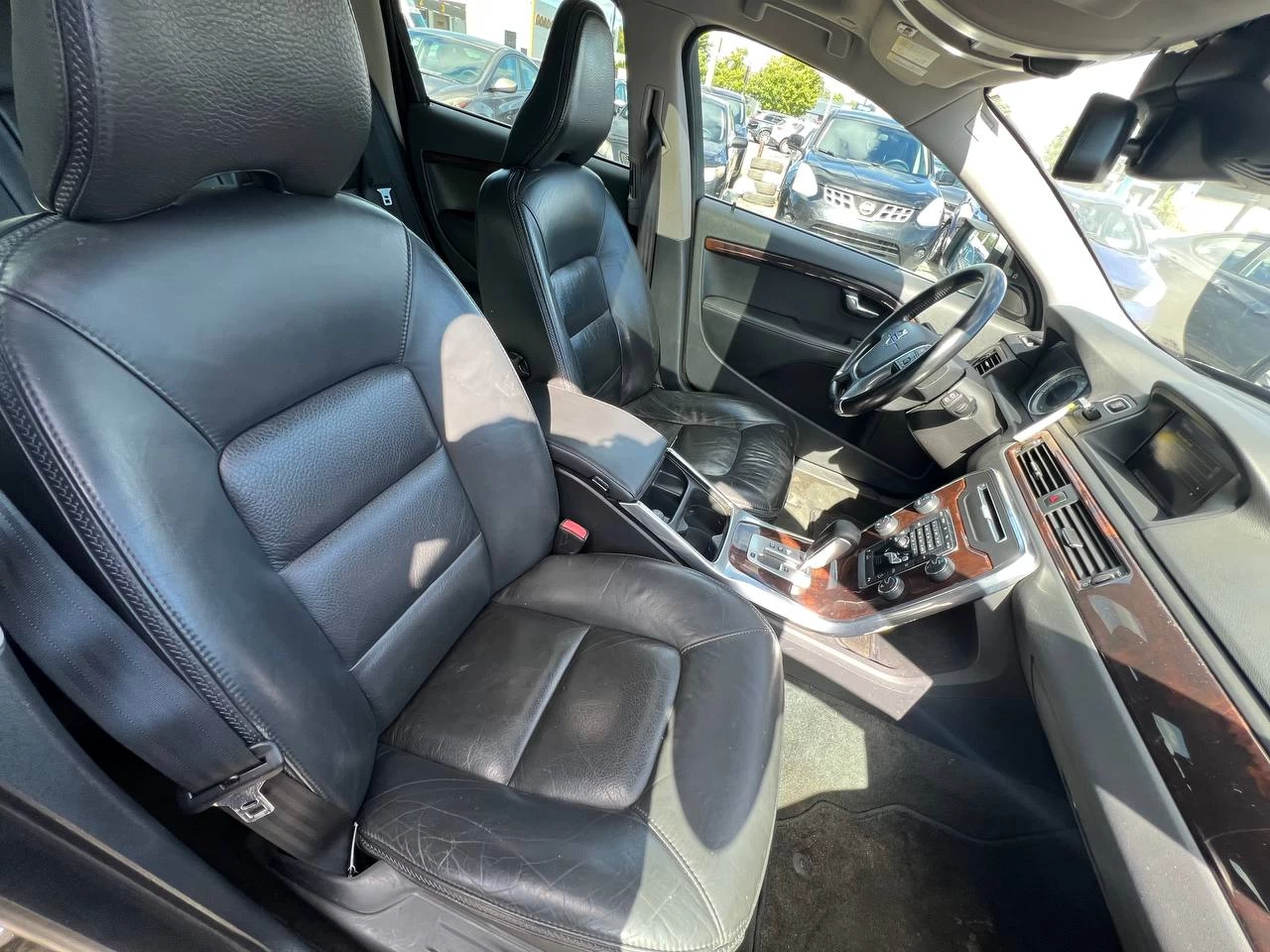 2012 Volvo XC70 T6**AWD  Toit Ouvrant**ALERTE D'ANGLE MORT**SIEGES EN CUIR**SIEGES CHAUFFANTS**SIEGES CHAUFFANTS ARRIERE**MAGS** Image principale