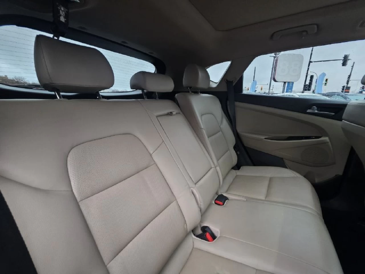 2016 Hyundai Tucson Luxury Main Image