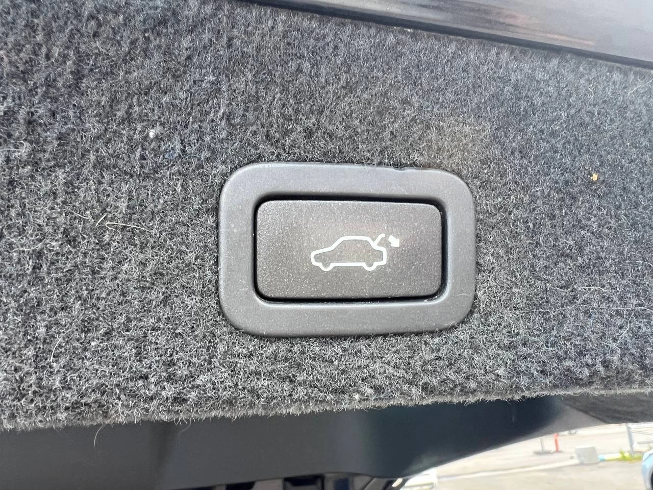 2012 Volvo XC70 T6**AWD  Toit Ouvrant**ALERTE D'ANGLE MORT**SIEGES EN CUIR**SIEGES CHAUFFANTS**SIEGES CHAUFFANTS ARRIERE**MAGS** Image principale