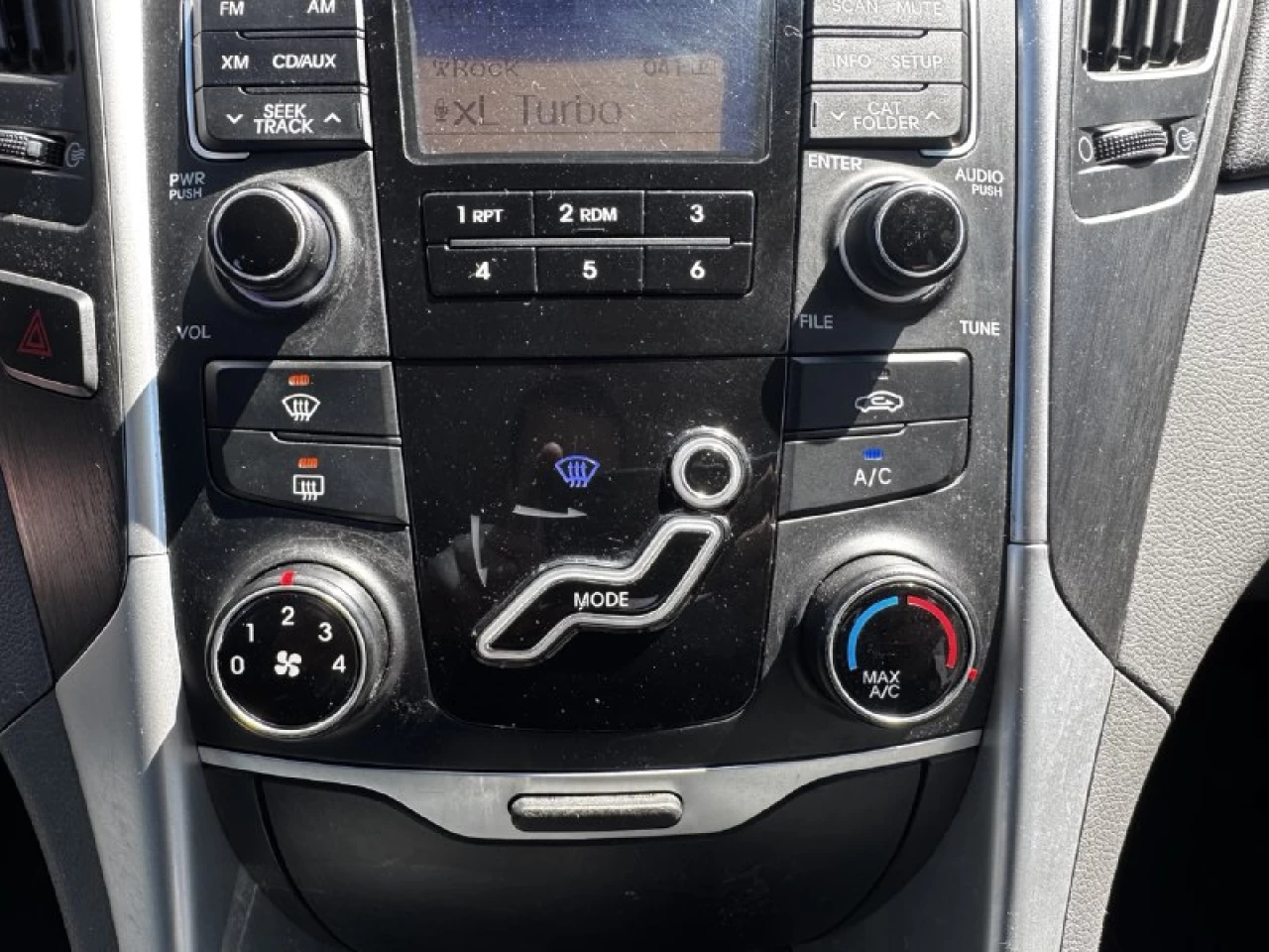 2011 Hyundai Sonata GL**PROMATION DU MOI !! 1 AN DE GARANTIE INCLUE DANS LE PRIX !!**SIEGES CHAUFFANTS**PRIX EN SPECIAL** Image principale
