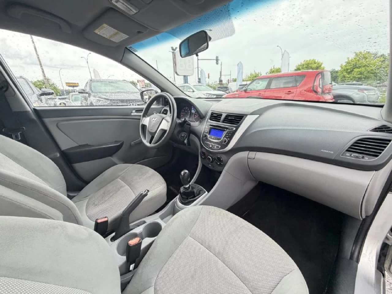 2014 Hyundai Accent L**PAS DE ROUILLE**BONNE CONDITION** Image principale