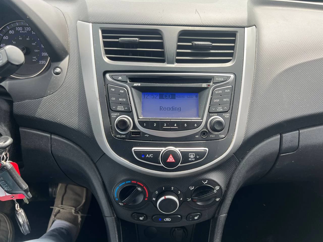 2013 Hyundai Accent GL**SIEGES CHAUFFENT** Image principale
