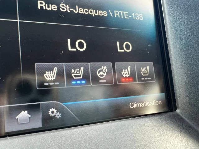 Ford Edge TitaniumT**AWD**Toit Ouvrant Panaromique**ANGLE MORT**Caméra de Recul**SIEGES EN CUIR**Navigation**SIEGES CHAUFFANTS**SIEGES CHAUFFANTS ARRIERE**Sièges ventilés**VOLANT CHAUFFANTS**MAGS**démarrage à distance** 2015