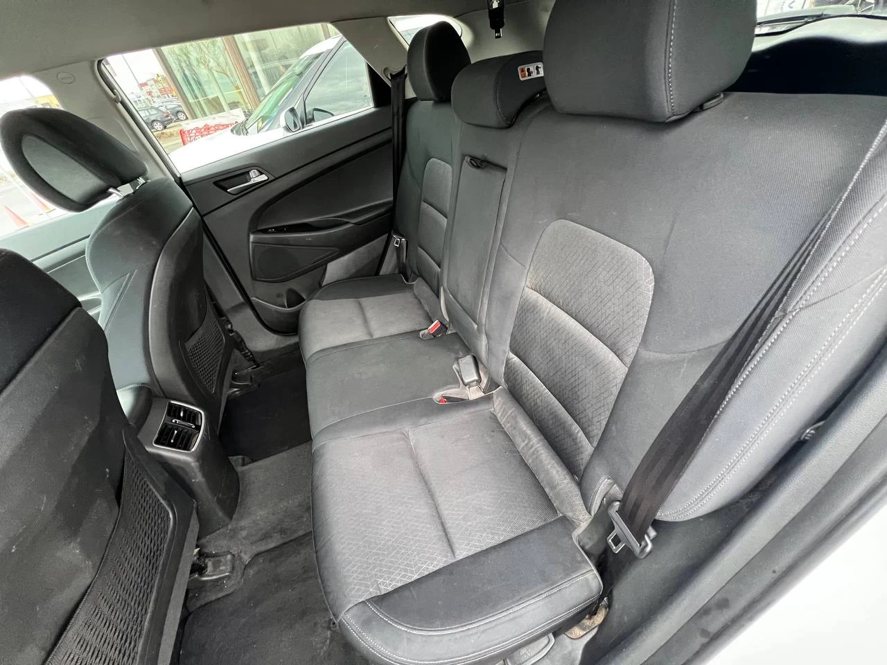 2016 Hyundai Tucson Premium**AWD**CAMERA DE RECUL**SIEGES CHAUFFANTS**MAGS**SIEGES CHAUFFANTS ARRIERE**Alerte d'angle Mort** Image principale